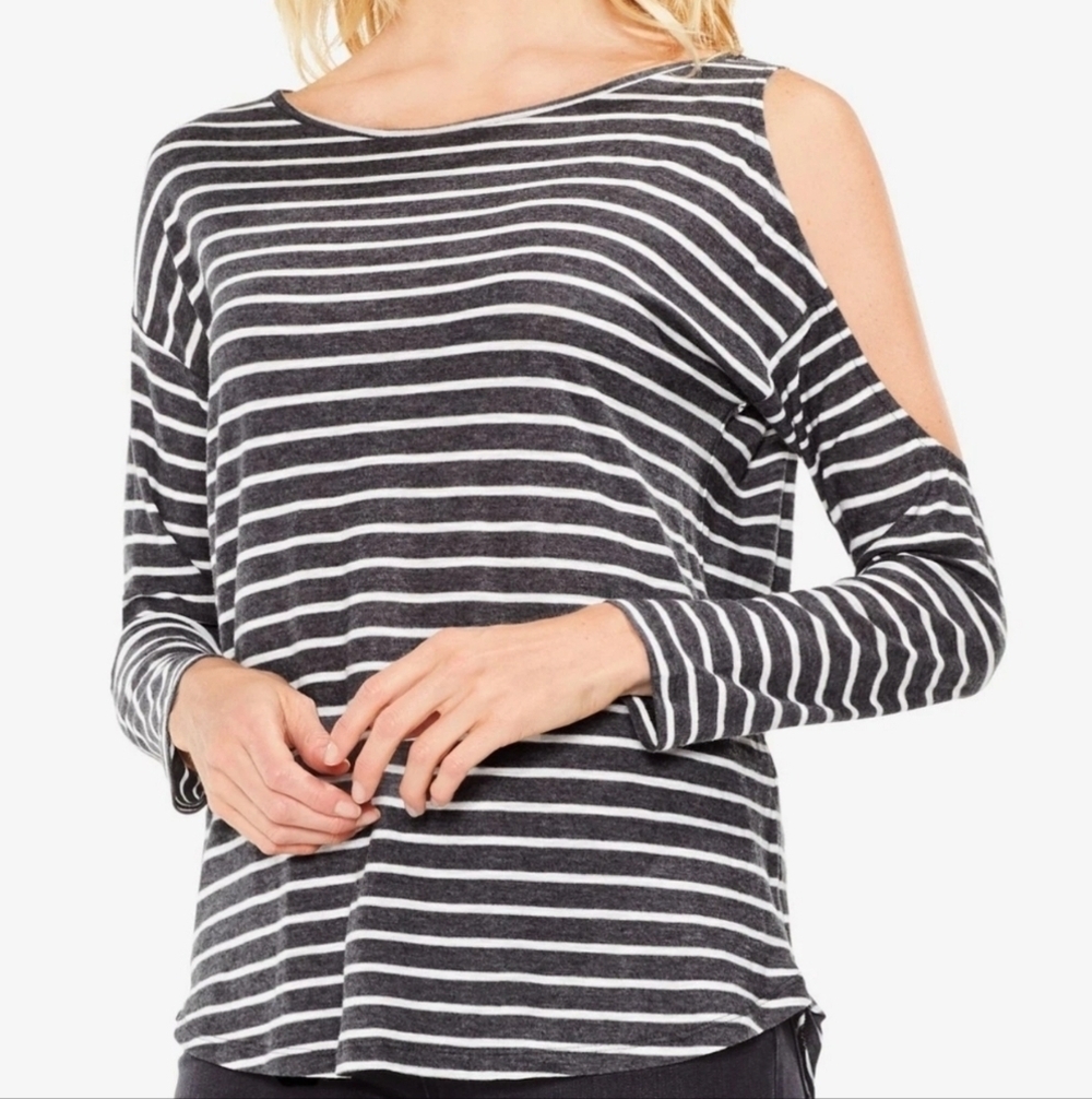 Two by Vince Camuto Open Shoulder‎ Gray White Stripe Top Large Nwt